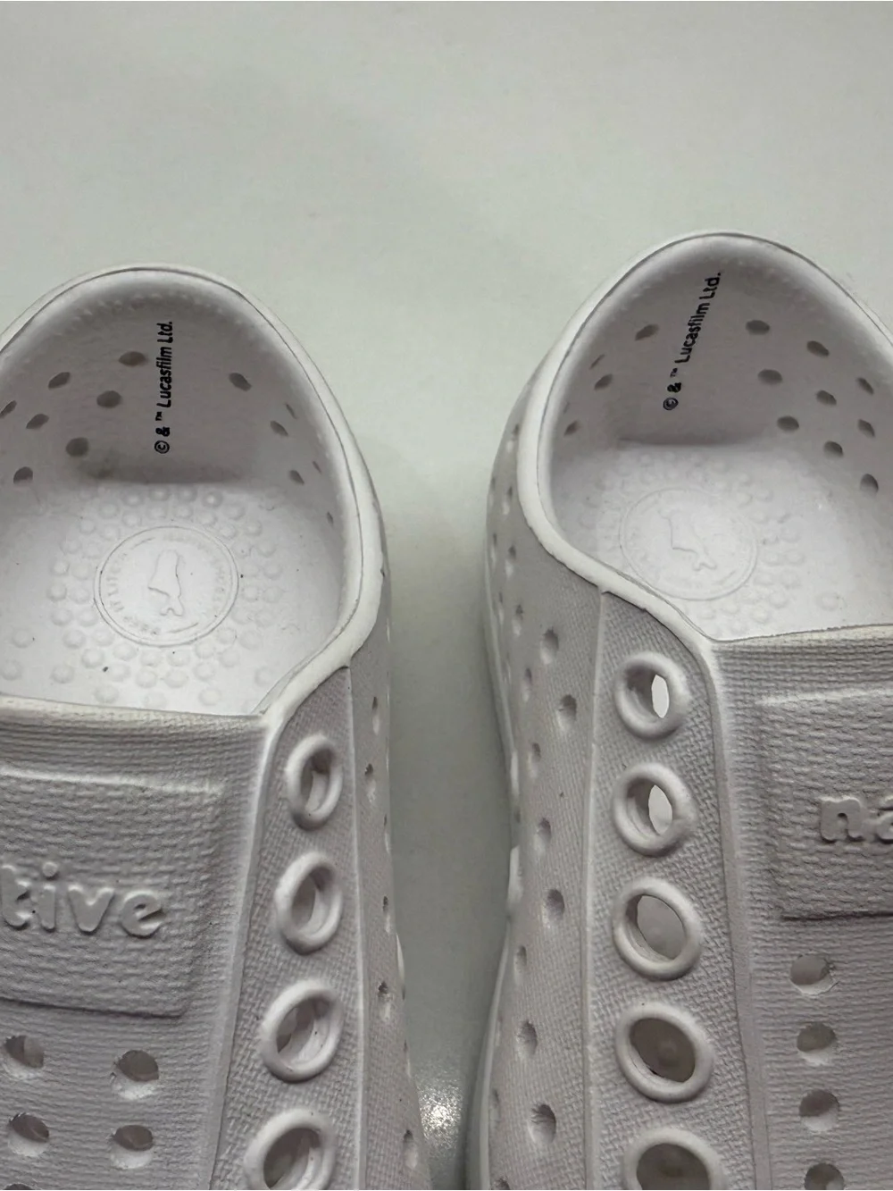 Star Wars Native Kids Water Slip-On Shoes in White with Orange Accent
